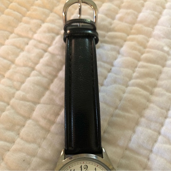 Mickey Mouse 75th Anniversary Watch - Picture 4 of 5